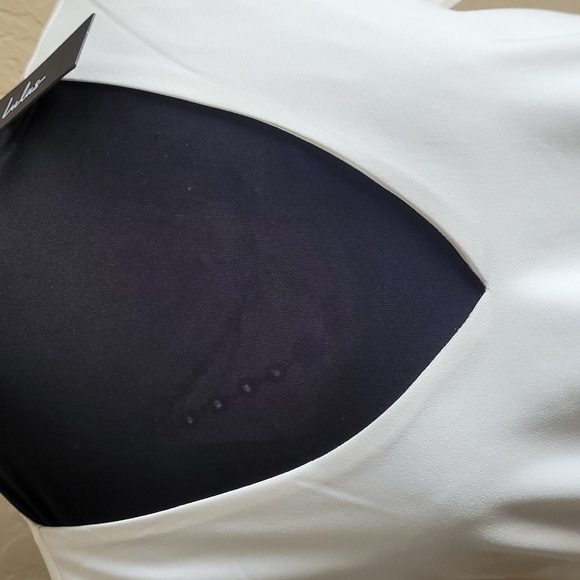 Lulus White Short Sleeve Tunic  Size M - Picture 3 of 6